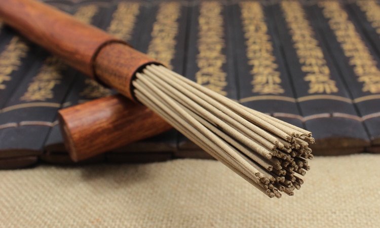 A++ Natural Vietnam Oud Incense Sticks  Eagle wood  VSI0001-LOTUS INCENSE,Oud incense supplier,Cambodian Oud,Vietnames Oud,Incense Burner